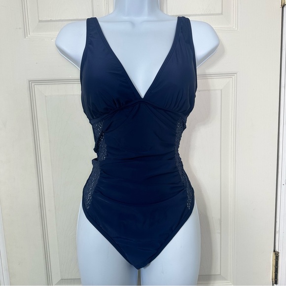 NWT Cupshe Ruched Tummy Control Lace One-piece swimsuit Size Medium - Picture 1 of 11